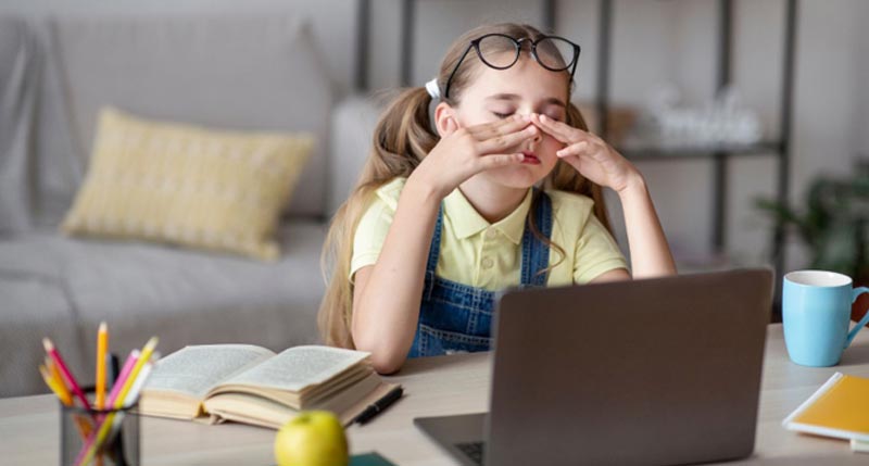 Is Your Student at Risk for Digital Eye Strain?